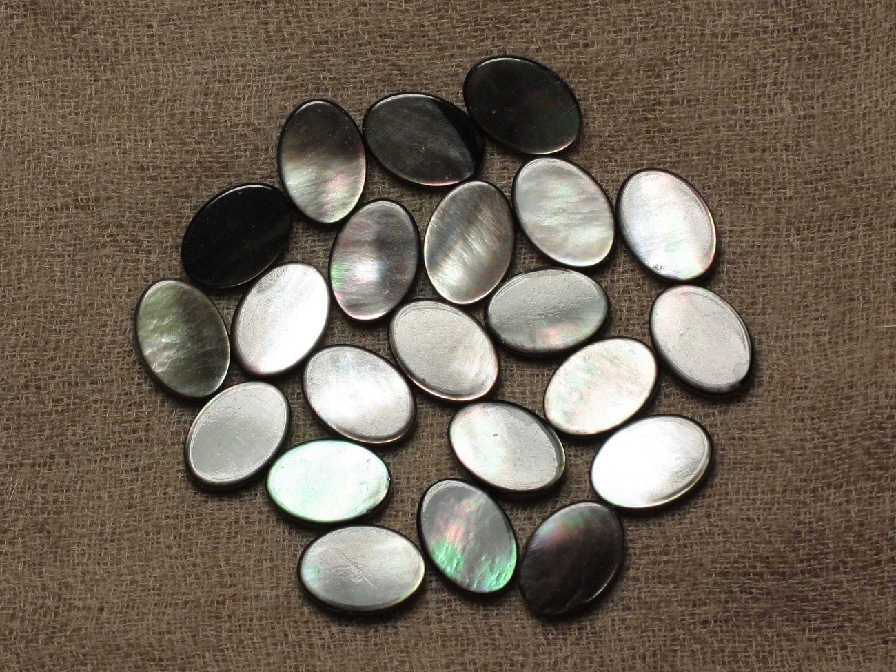 4pc - Perles Nacre noire naturelle Ovales 14x10mm - 4558550033628 