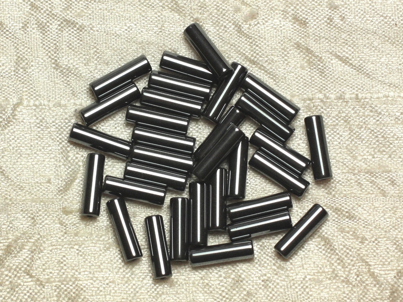 20pc - Perles de Pierre - Hématite Colonnes Tubes 13x4mm   4558550034267