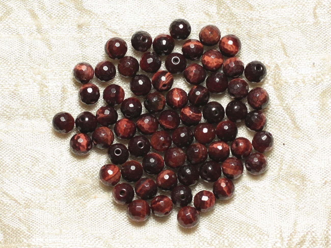 10pc - Perles de Pierre - Oeil de Taureau Rouge Boules Facettées 6mm - 7427039733137