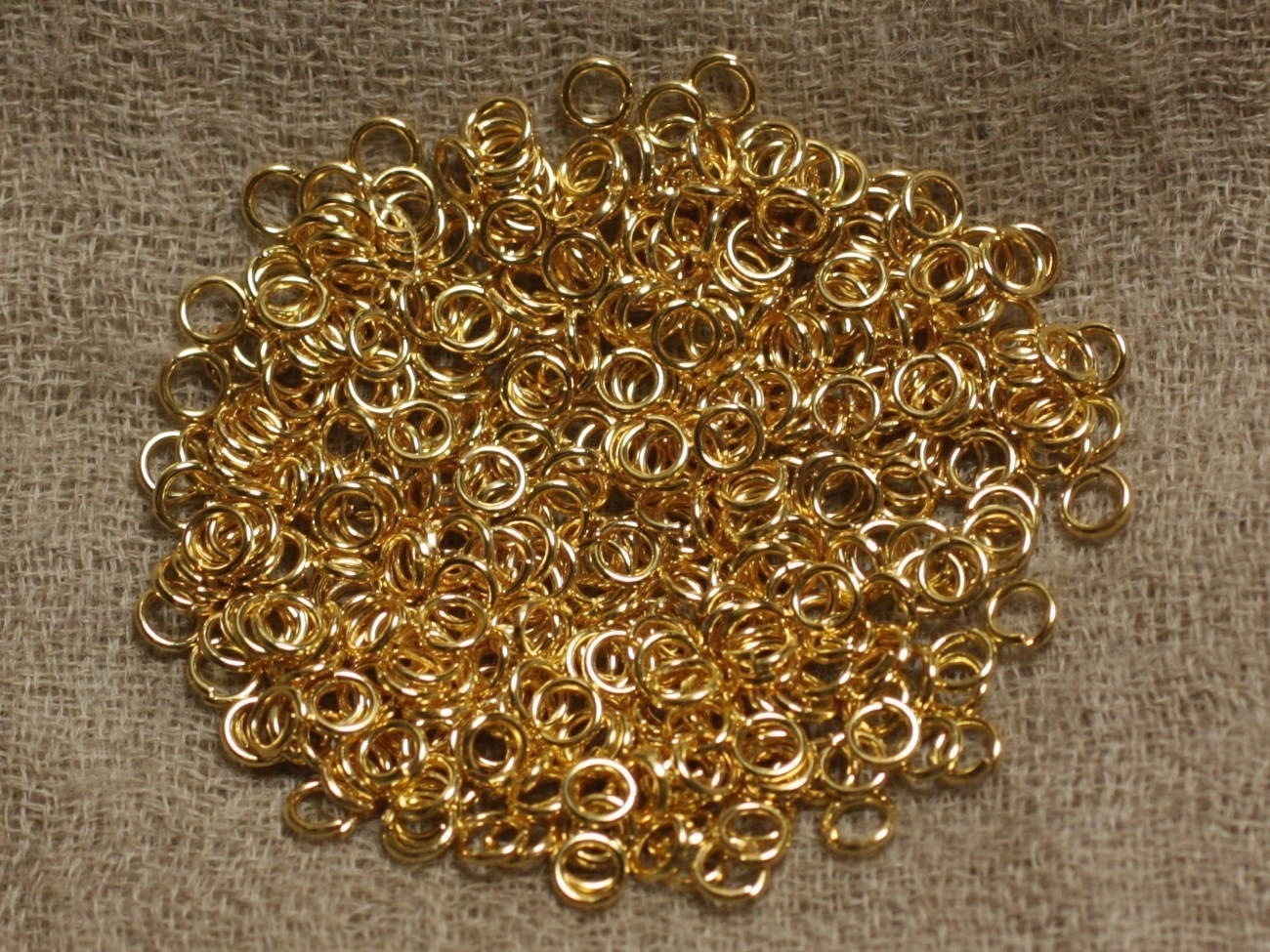 500pc - Anneaux ouverts ronds 4mm Métal doré - 4558550036544