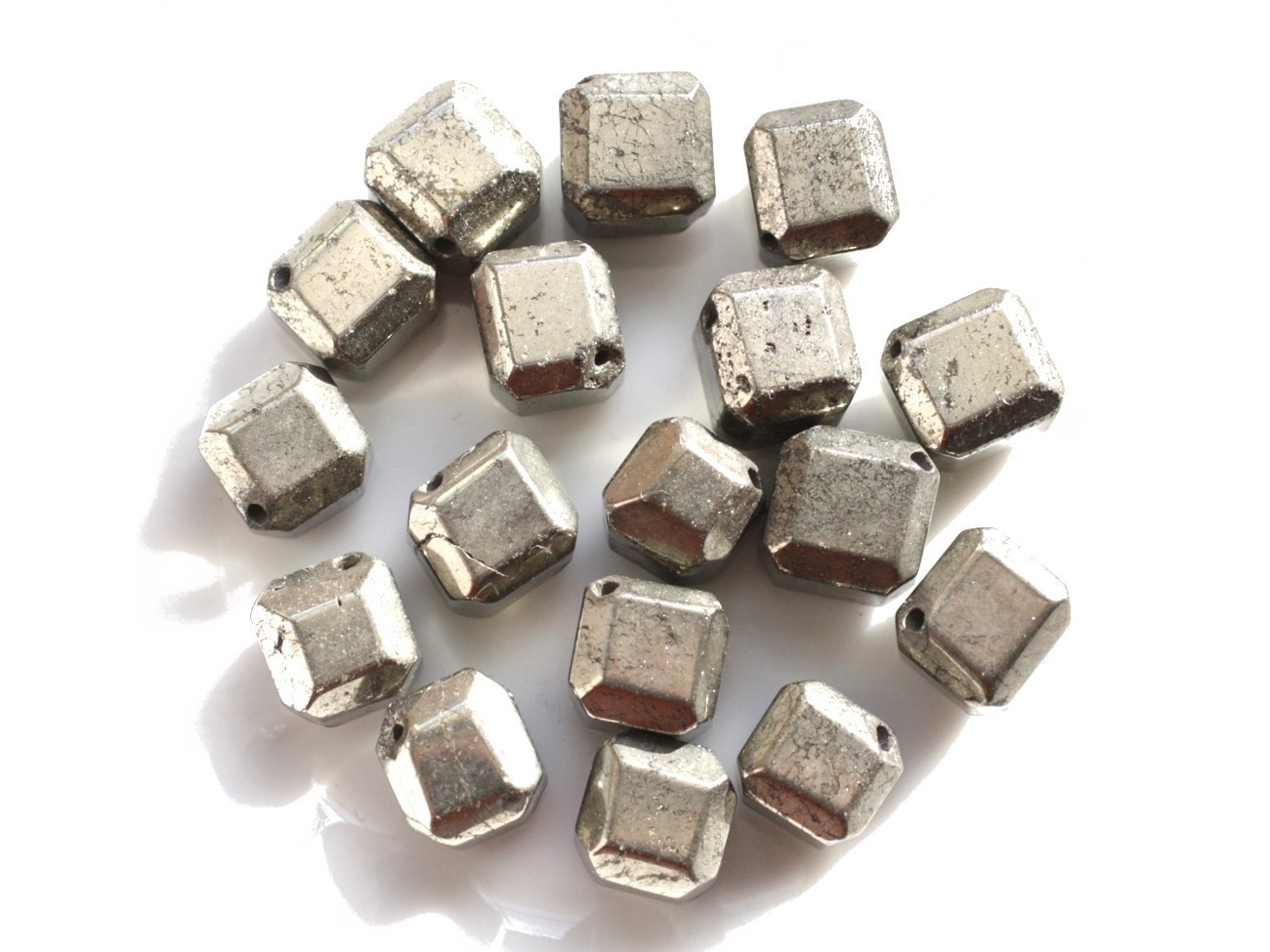 2pc - Perles de Pierre - Pyrite dorée Cubes 10mm   4558550038340
