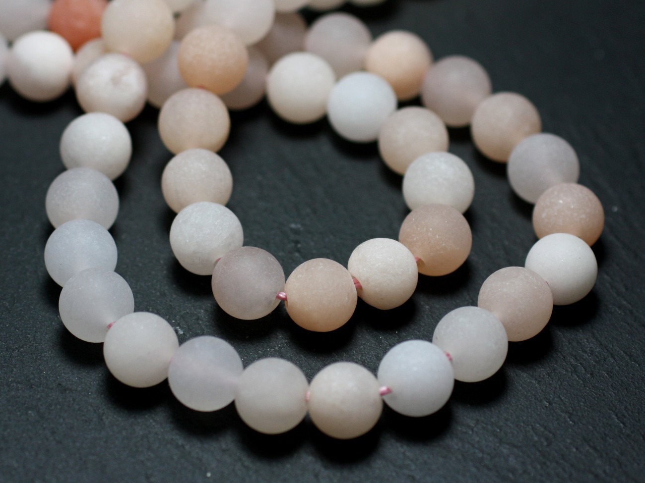 Fil 39cm 46pc env - Perles de Pierre - Aventurine Rose Boules 8mm Mat Sablé Givré 