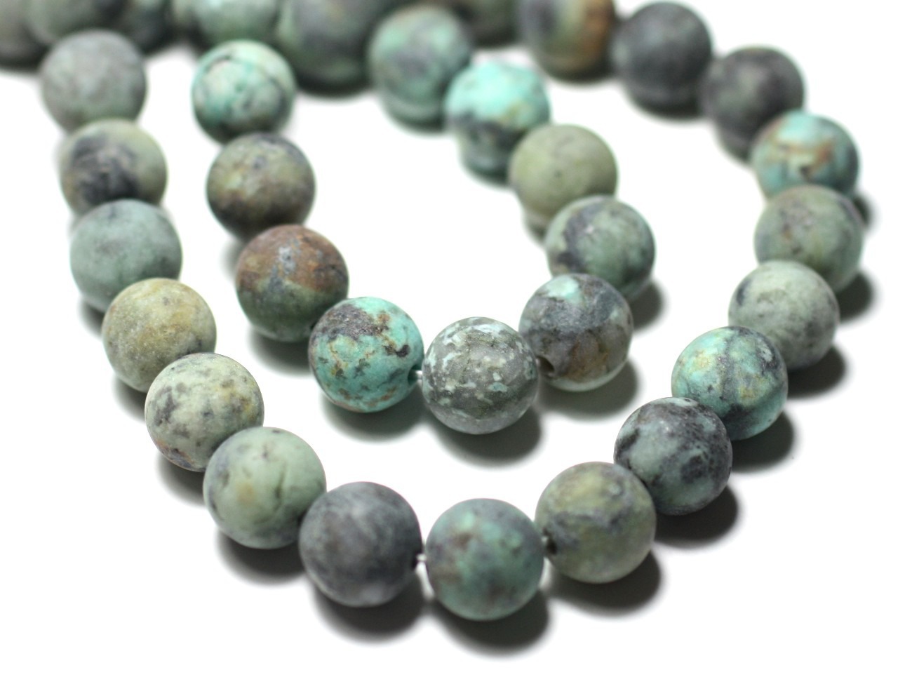 Fil 39cm 46pc env - Perles de Pierre - Turquoise d'Afrique Boules 8mm Mat Sablé Givré 