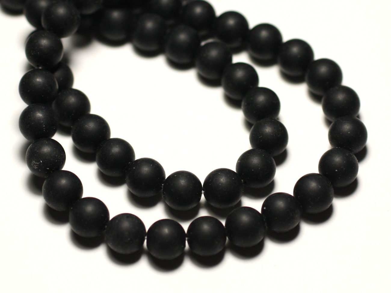 Fil 39cm 65pc env - Perles de Pierre - Jaspe Noir mat sablé givré Boules 6mm 