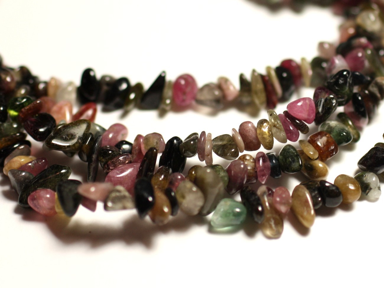 Fil 89cm 395pc env - Perles de Pierre - Tourmaline Multicolore Rocailles Chips 3-8mm 