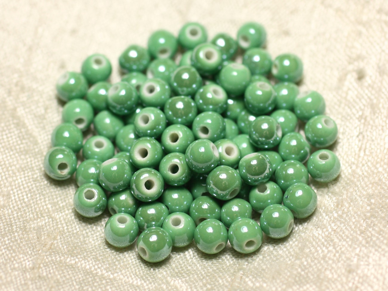 100pc - Perles Céramique Porcelaine Boules 6mm Vert Pomme irisé 