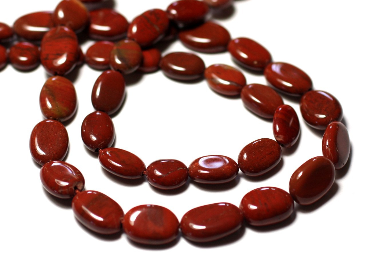 Fil 36cm 31-39pc env - Perles de Pierre - Jaspe Rouge Olives Ovales 7-12mm - 8741140012721 