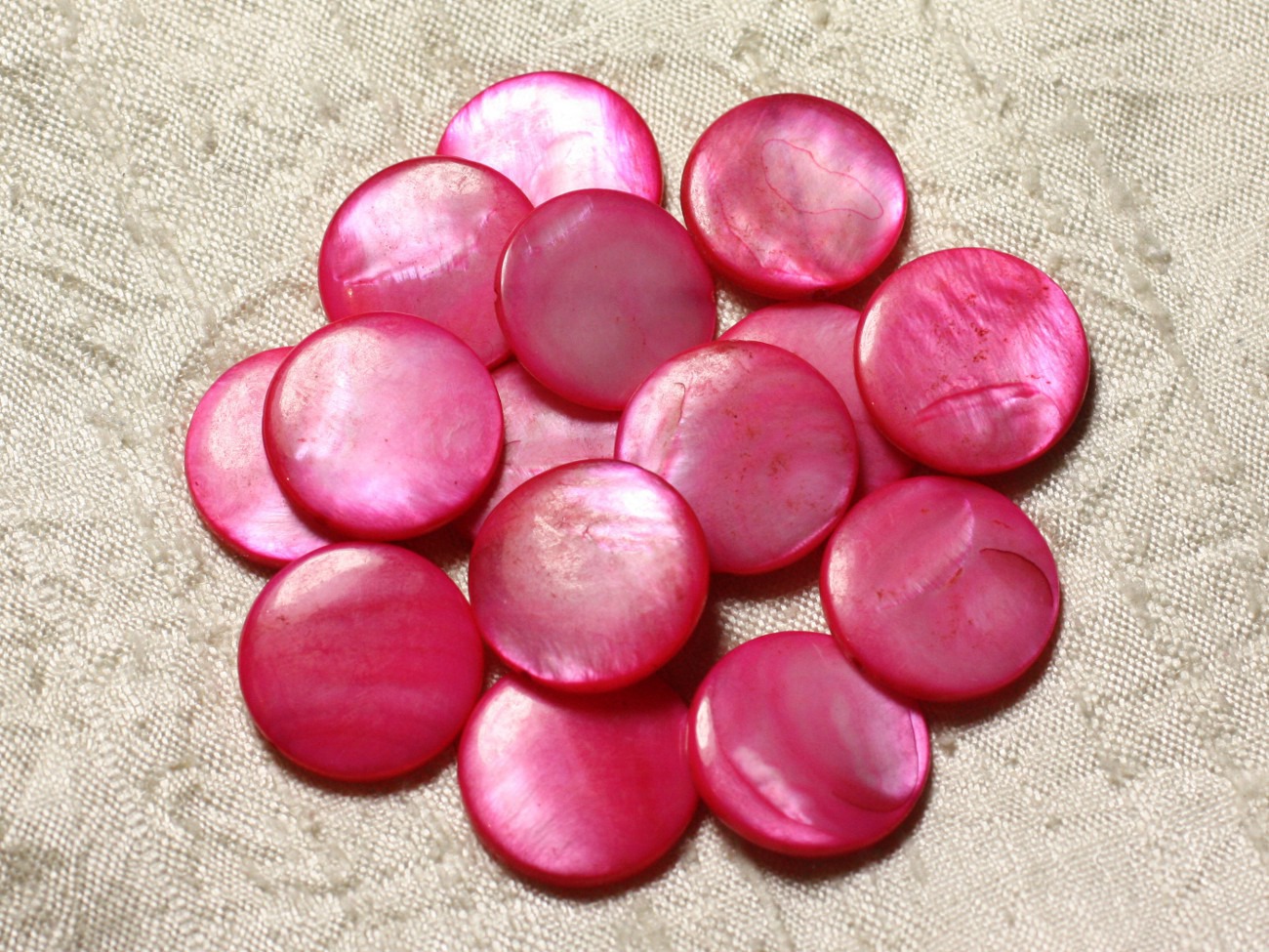 Fil 39cm 18pc env - Perles Nacre Palets 20mm Rose Fuchsia 
