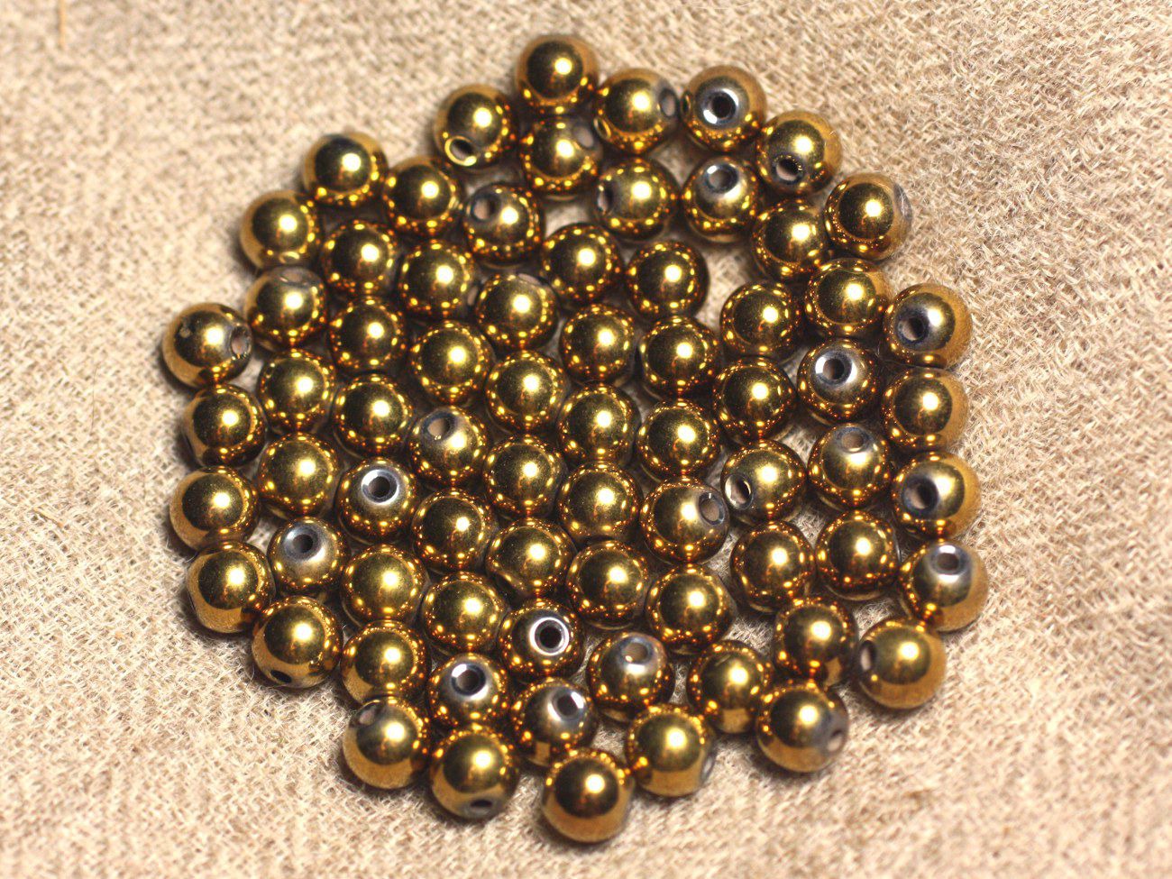 Fil 39cm 63pc env - Perles de Pierre - Hématite dorée Boules 6mm 