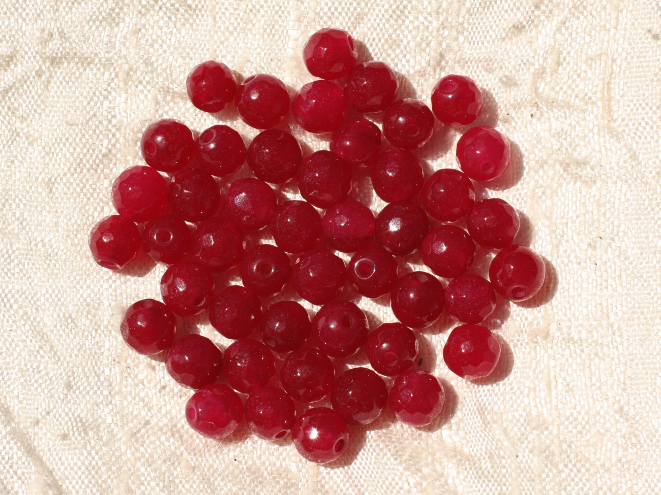Fil 39cm 64pc env - Perles de Pierre - Jade Boules Facettées 6mm Rose Framboise 
