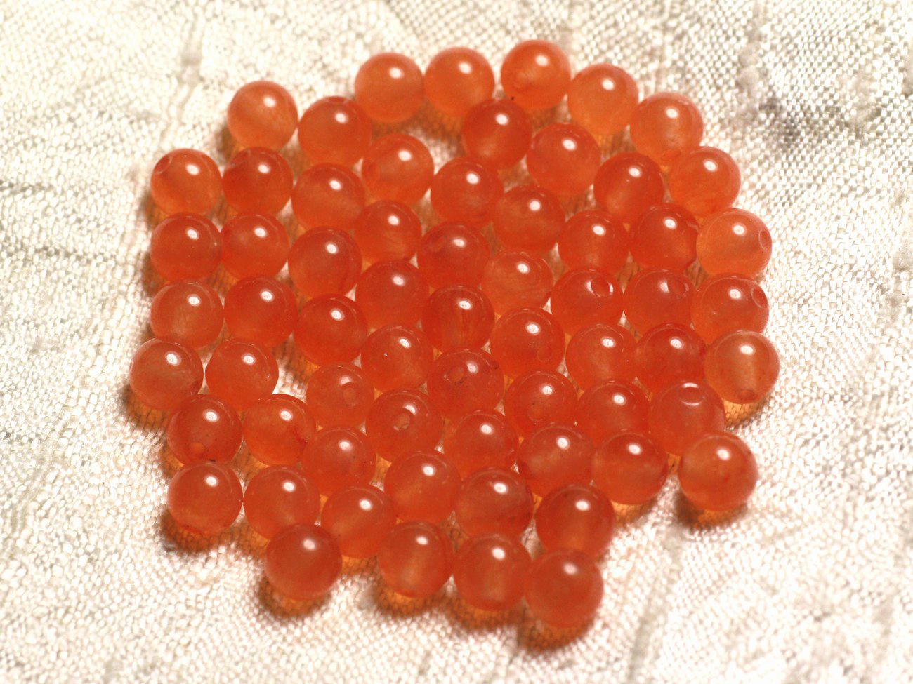 Fil 39cm 62pc env - Perles de Pierre - Jade Boules 6mm Orange 