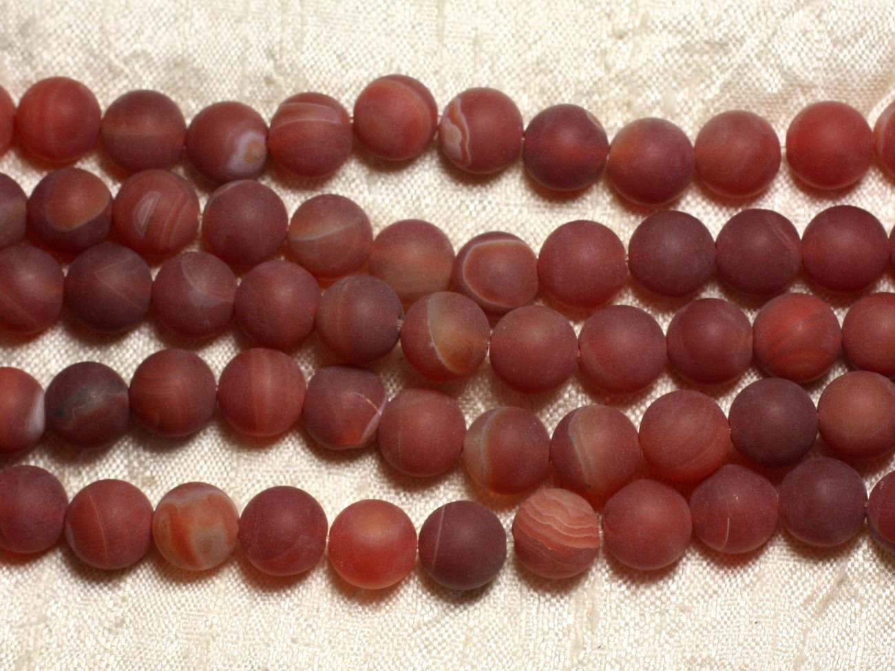 Fil 39cm 36pc env - Perles de Pierre - Agate Rouge Mat givré Boules 10mm 