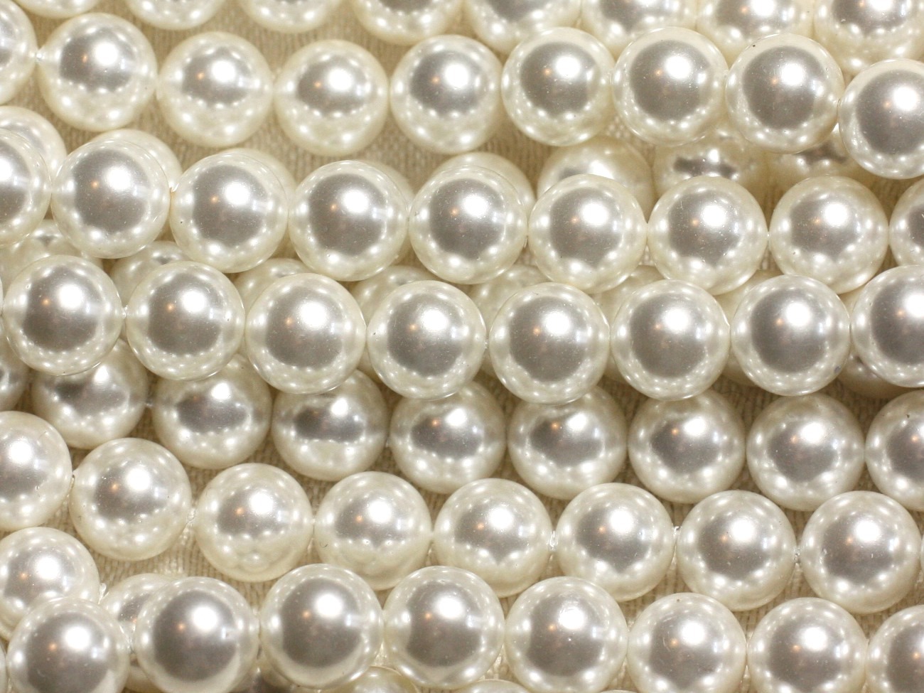 Fil 39cm 48pc env - Perles de Nacre Boules 8mm Blanc 