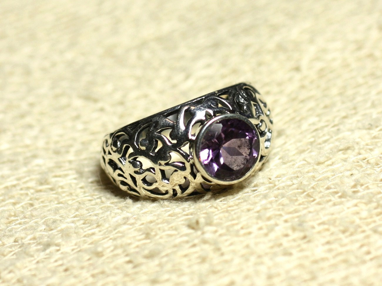 N112 - Bague Argent 925 et Pierre Filigrane Arabesques - Améthyste Rond Facetté 8mm 