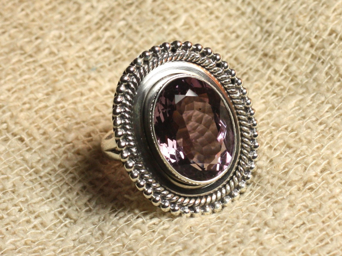 N229 - Bague Argent 925 et Pierre - Améthyste Facettée Ovale 16x12mm T56 