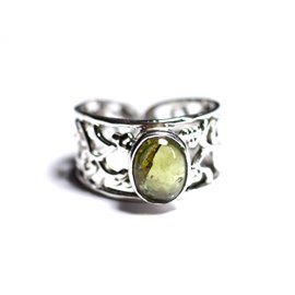 N224 - Ring Silver 925 and Stone - Peridot Oval 9x7mm 
