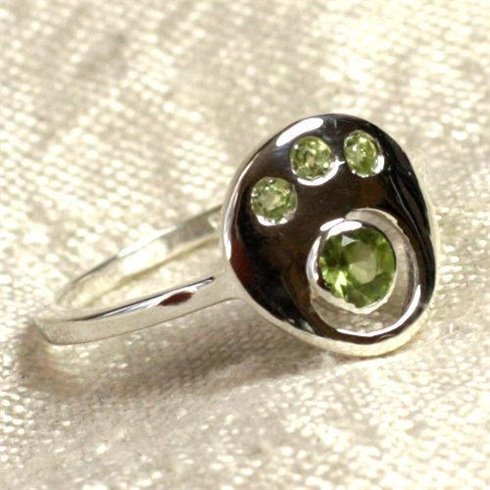 N226 - Bague Argent 925 et Pierre - Péridot Facetté Ronds 2-4mm 