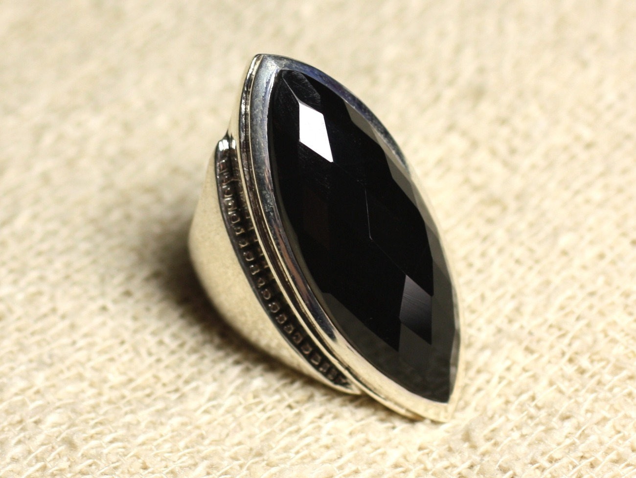 N348 - Bague Argent 925 Onyx Noir facetté Marquise 34x14mm 
