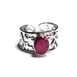 N224 - 925 Silver and Stone Ring - Faceted Oval Ruby 9x7mm 