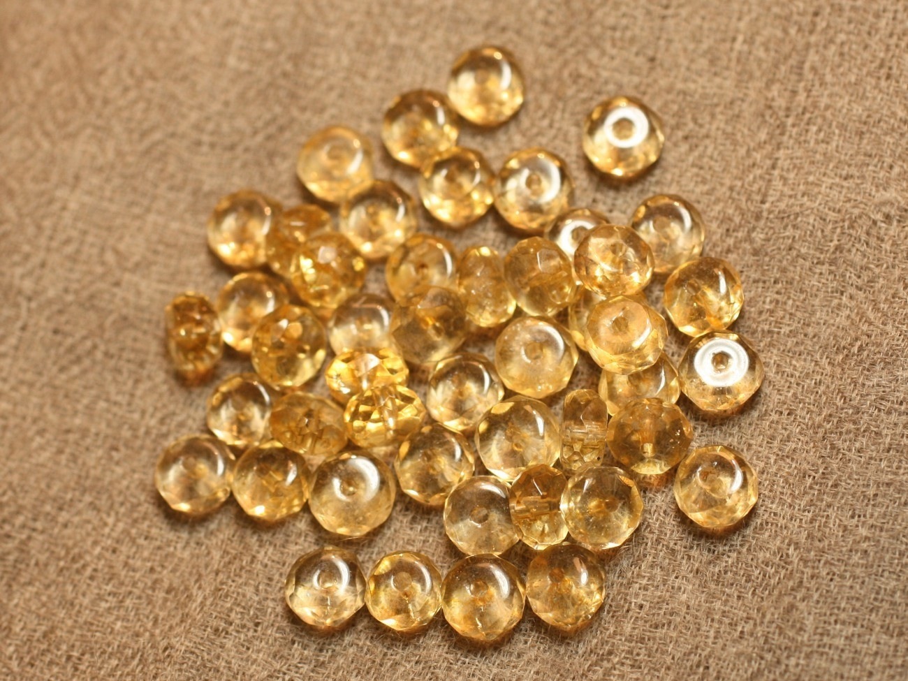 Fil 39cm 66pc env - Perles de Pierre - Citrine Rondelles Facettées 7x4mm