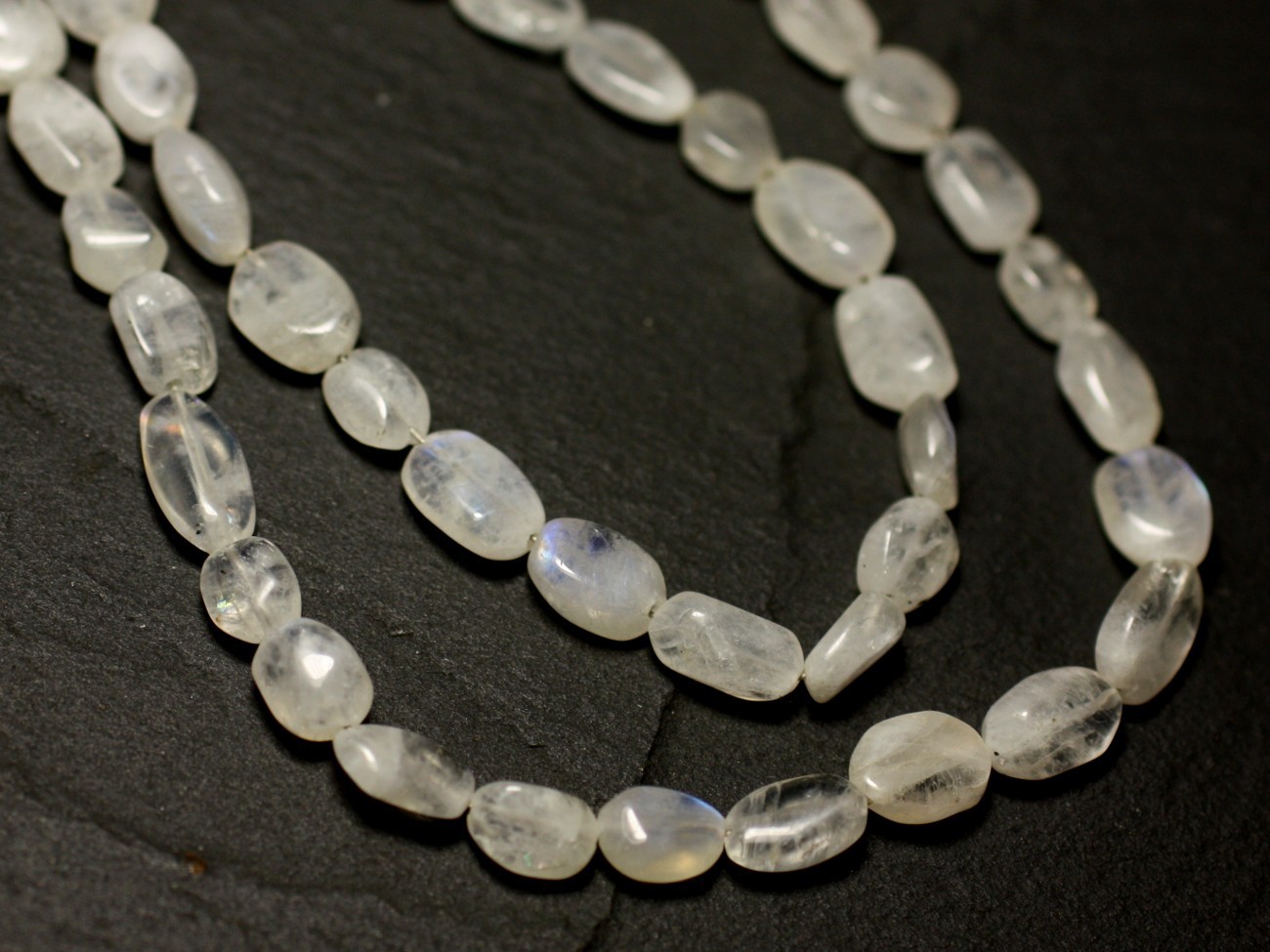 Fil 39cm 50pc env - Perles de Pierre - Pierre de Lune blanche arc en ciel Ovales 6-9mm