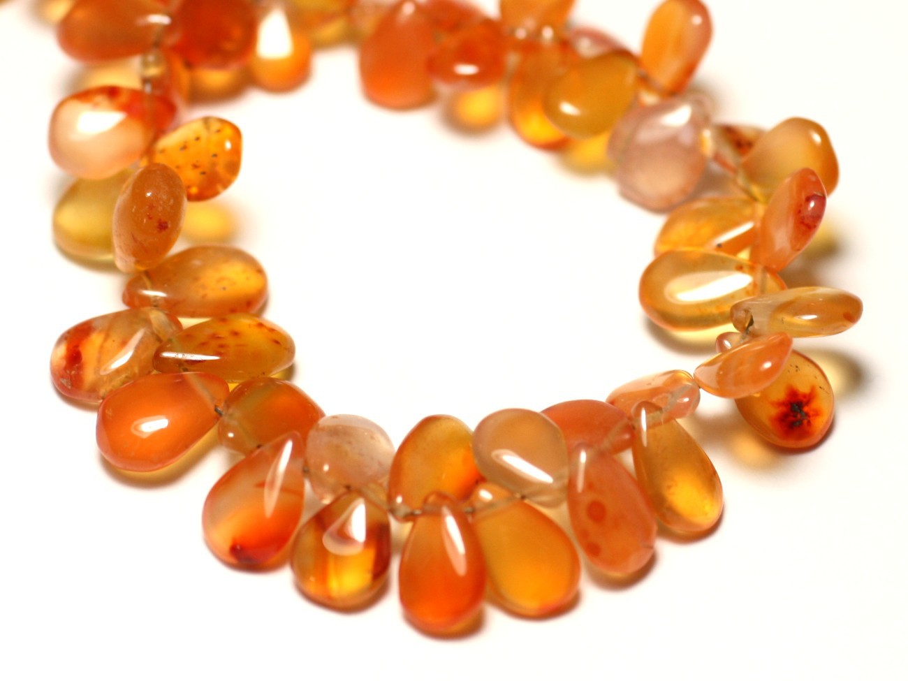 Fil 24cm 73pc env - Perles de Pierre - Cornaline gouttes 7-10mm N2 - 8741140022805