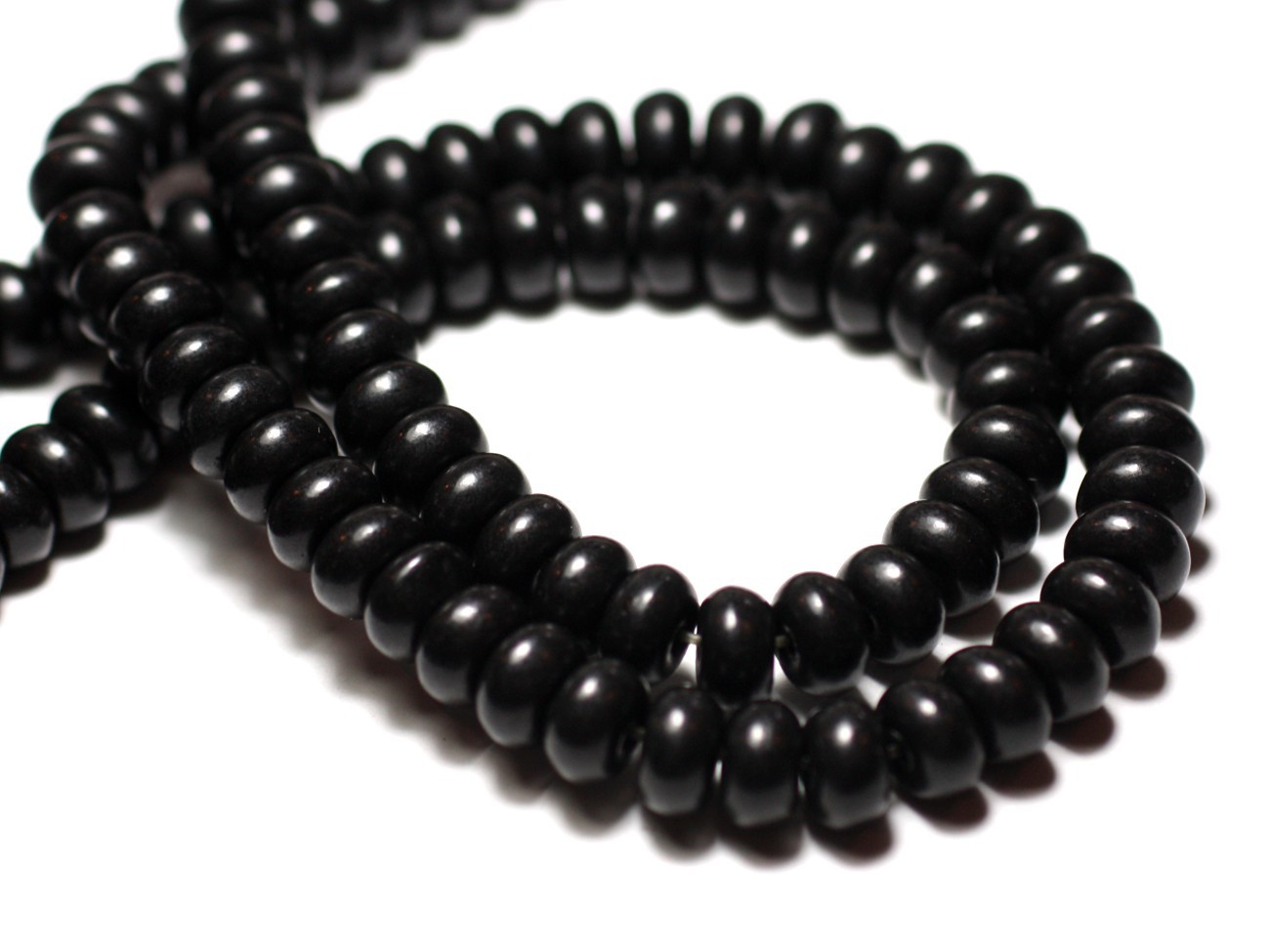 Fil 39cm 100pc env - Perles de Pierre Turquoise Synthèse Rondelles 6x4mm Noir