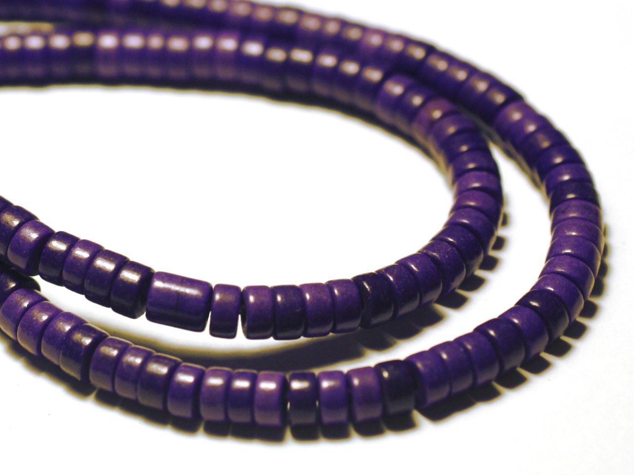 Fil 39cm 180pc env - Perles de Pierre Turquoise Synthèse Rondelles Heishi 4x2mm Violet