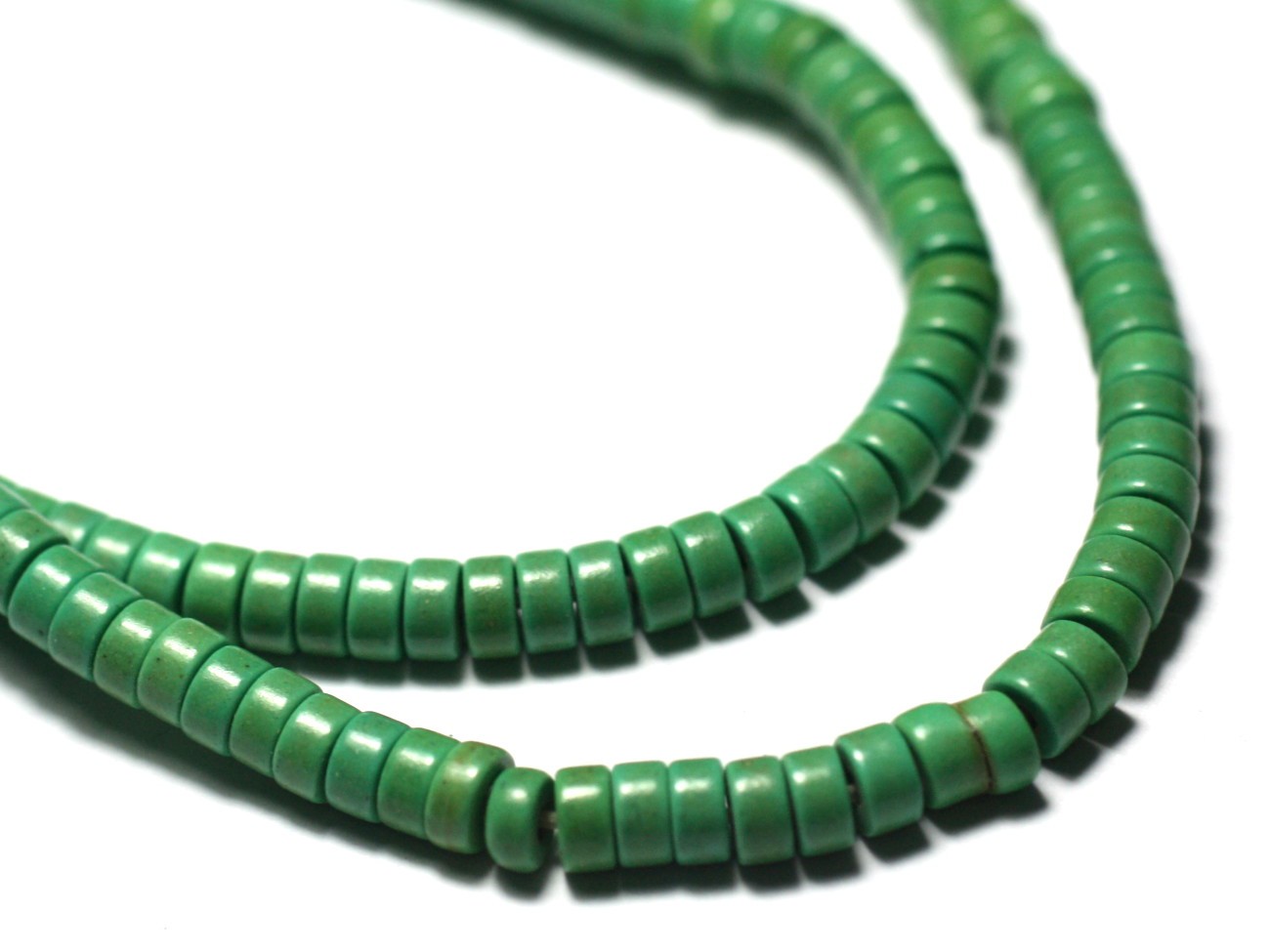 Fil 39cm 180pc env - Perles de Pierre Turquoise Synthèse Rondelles Heishi 4x2mm Vert