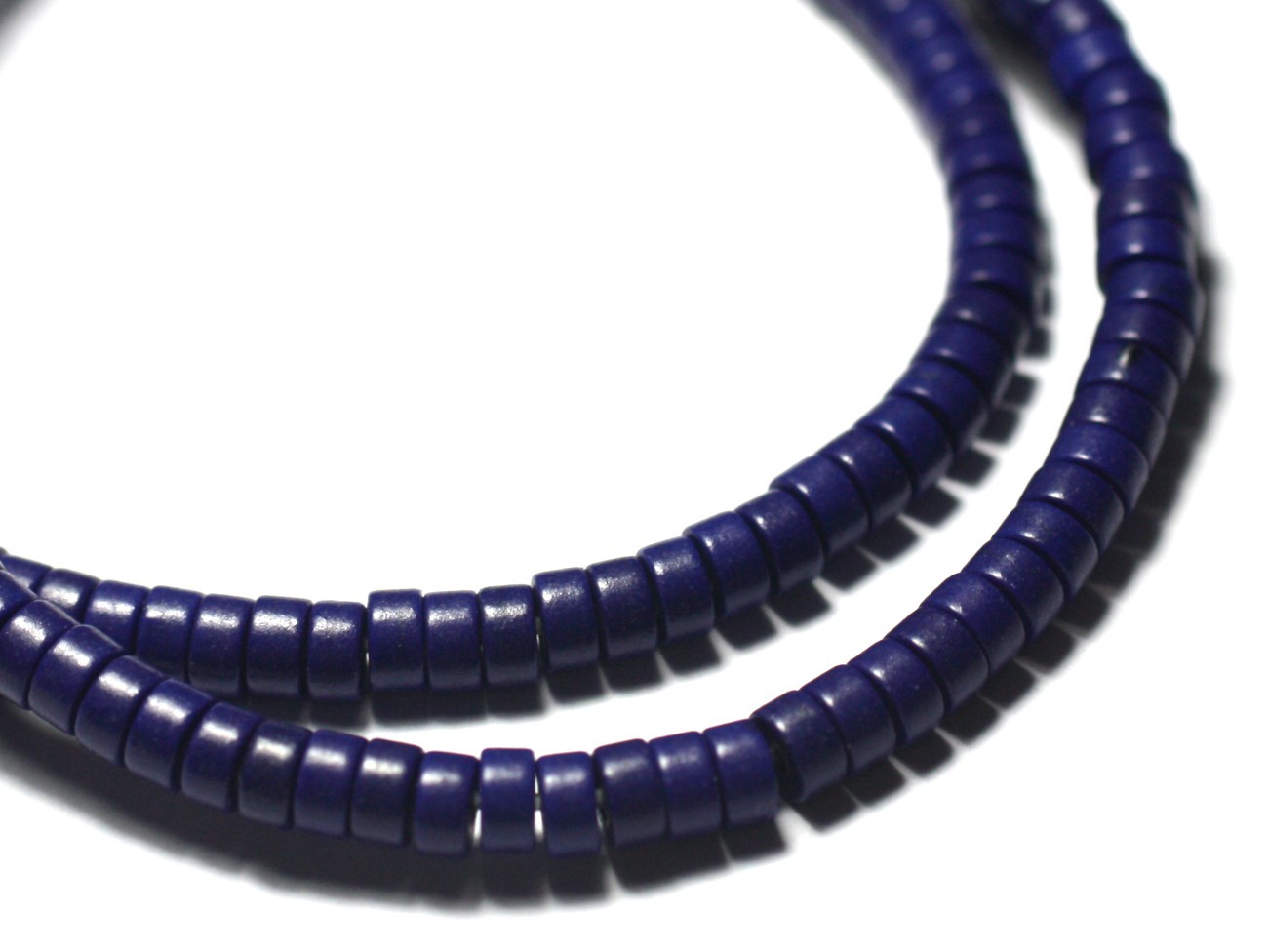 Fil 39cm 180pc env - Perles de Pierre Turquoise Synthèse Rondelles Heishi 4x2mm Bleu Nuit