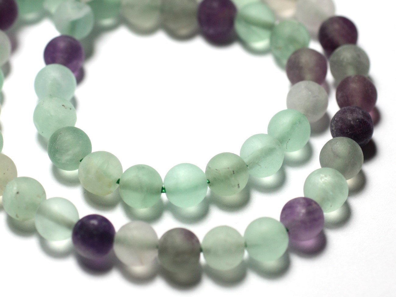Fil 39cm 60pc env - Perles de Pierre - Fluorite Multicolore Mat Sablé Givré Boules 6mm