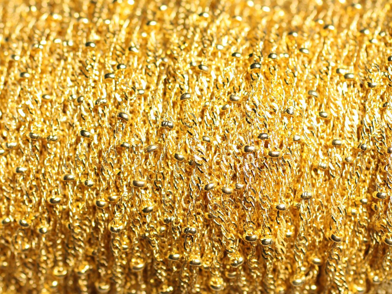 1 mètre - Chaîne Mailles et Perles Métal Doré Qualité 1.8 - 2mm   45585500878121 