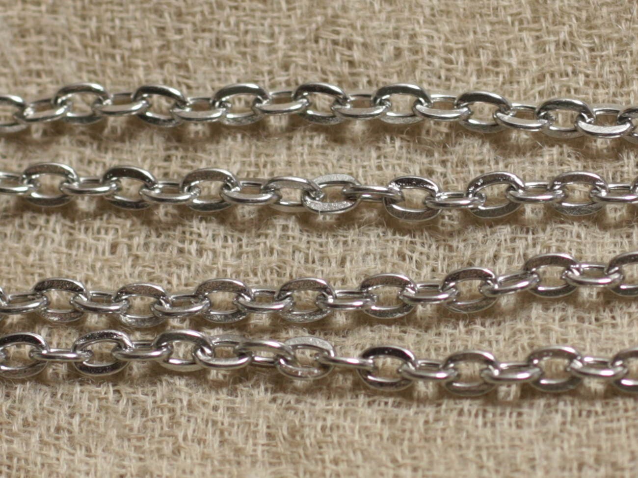 1m - Chaîne Acier inoxydable 304L - Grands Ovales 9 x 6 x 1.2mm   4558550005670 