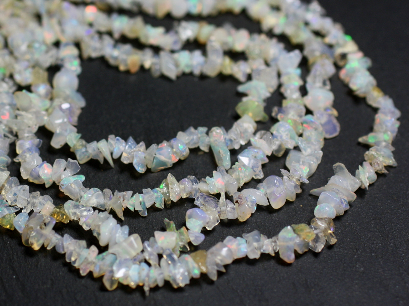 copy of Fil 89cm 250pc env - Perles de Pierre - Opale Rose Rocailles Chips 5-10mm