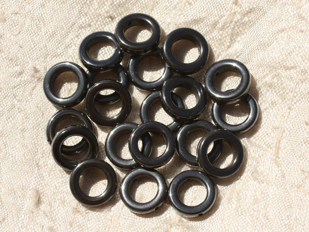 10Stk - Steinperlen - Hämatit Donuts Kreise 14mm - 4558550030078