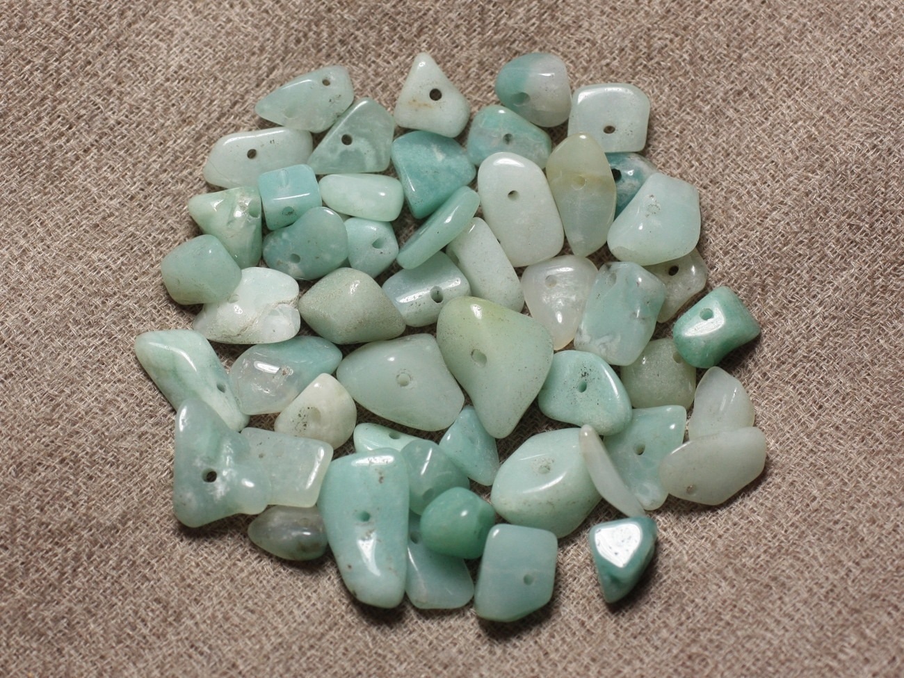 50pc - Grosses Perles Rocailles Chips de Pierre Amazonite 5-15mm   4558550021083