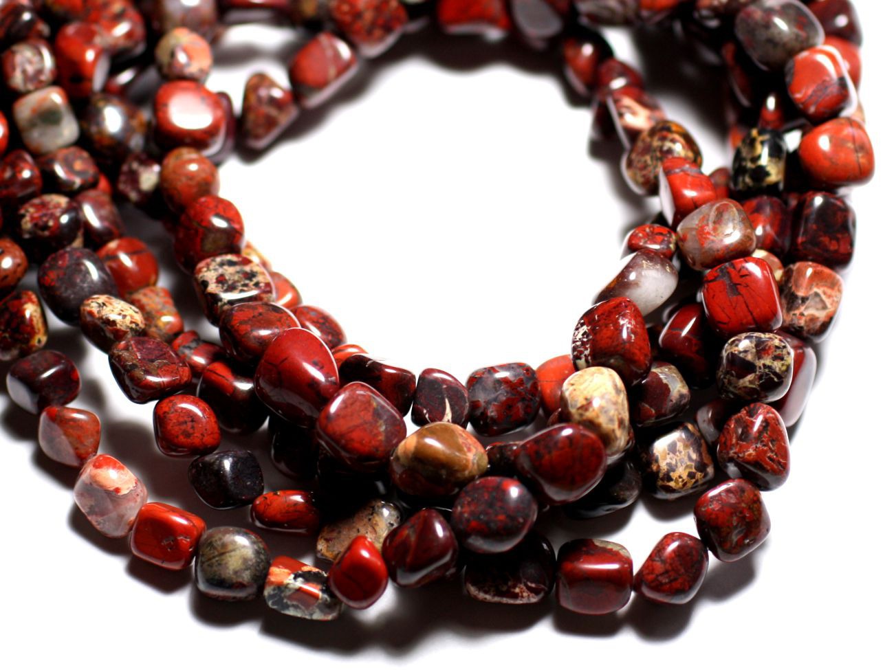 Fil 39cm 43pc env - Perles de Pierre - Jaspe Rouge Poppy Nuggets 8-10mm 
