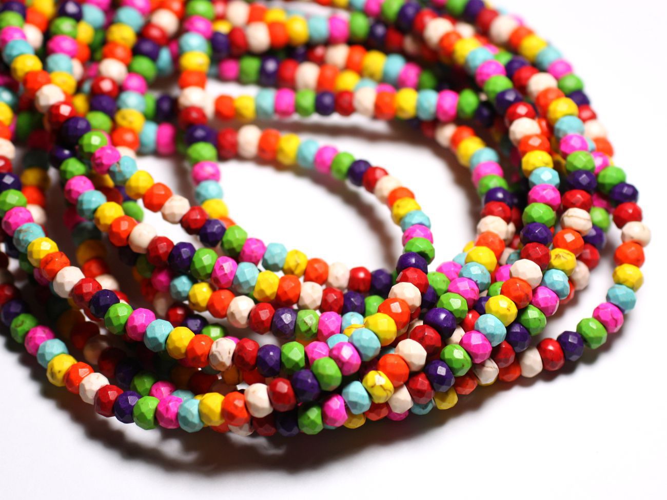 Fil 39cm 86pc env - Perles de Pierre Turquoise Synthèse Rondelles Facettées 6x4mm Multicolore